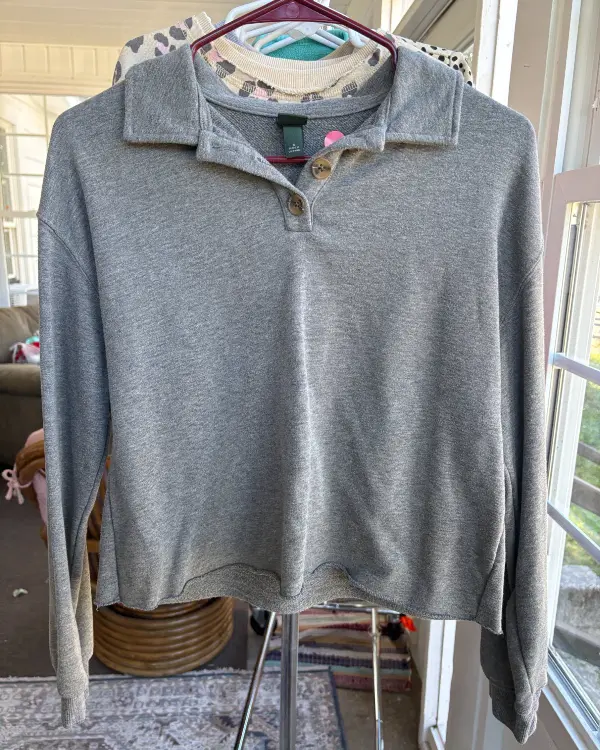 Grey Cropped Collared Sweatshirt