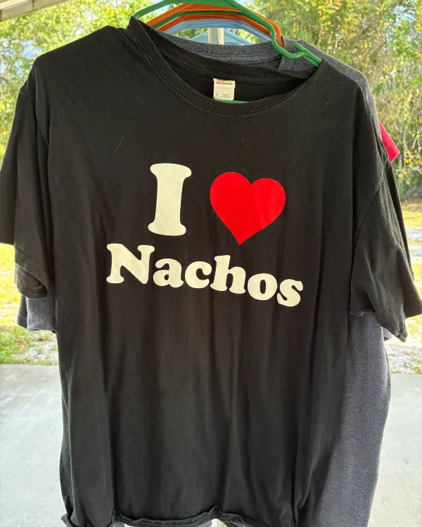 Black "I Heart Nachos" Tee